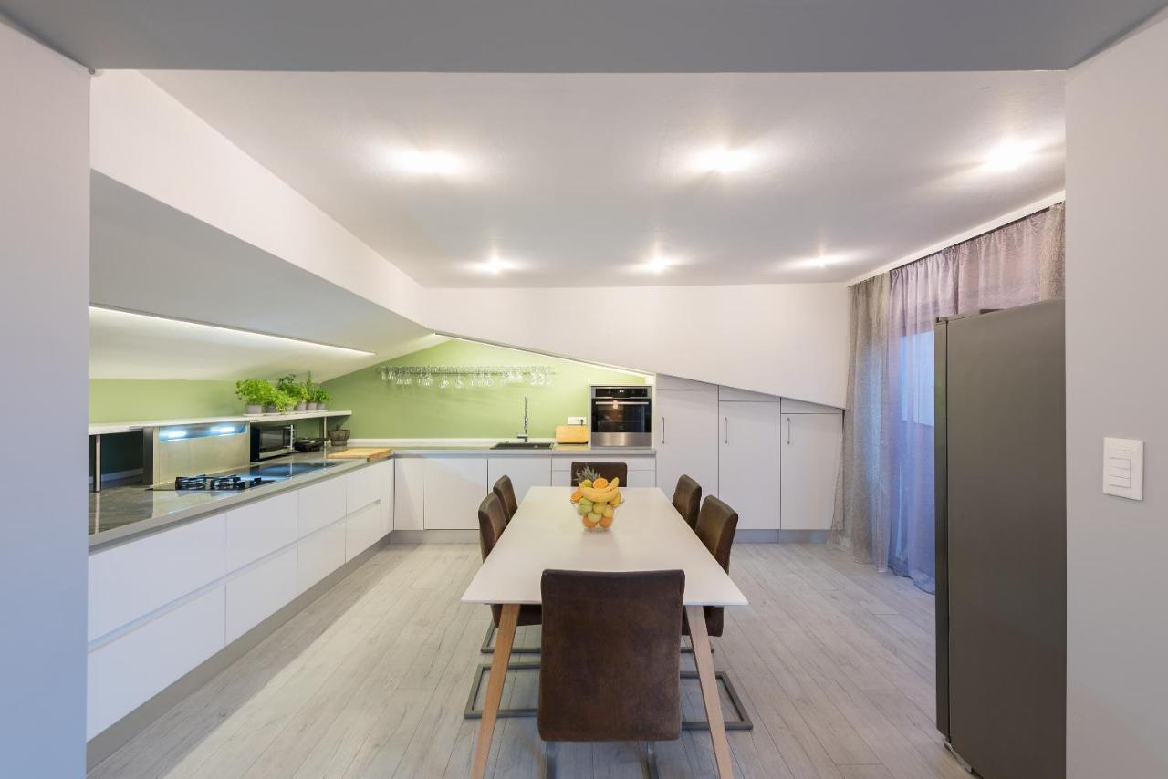Apartmani Maris Макарска Экстерьер фото